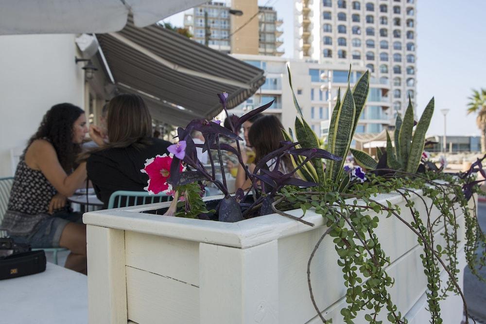 Dream Beach 98 Hotel And Spa Tel Aviv Ngoại thất bức ảnh