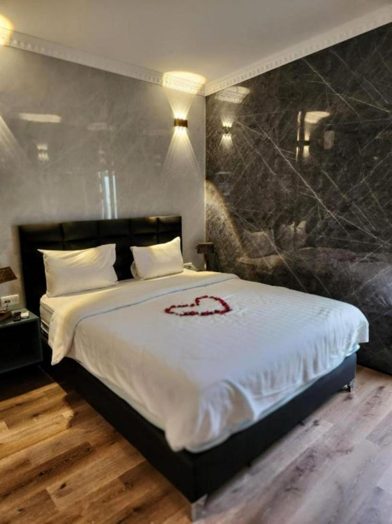 Dream Beach 98 Hotel And Spa Tel Aviv Ngoại thất bức ảnh
