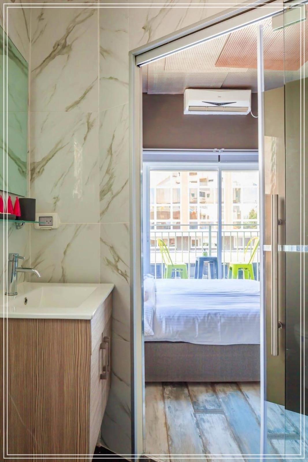 Dream Beach 98 Hotel And Spa Tel Aviv Ngoại thất bức ảnh